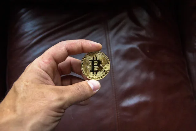hand, gold, cryptocurrency, money, finance, virtual, bitcoin, exchange, payment, currency, blockchain, mining, cash, financial, digital, economy, banking, cryptography, crypto, monetary, pay, internet, bank, electronic, gpu, graphic card, purchase, business, computer, transaction, market, transfer, hold, wealth, cryptocurrency, cryptocurrency, cryptocurrency, cryptocurrency, cryptocurrency, bitcoin, bitcoin, crypto, crypto, crypto, gpu. Pending payments, duplicate charges, reversals, outages, and reconciliation gaps